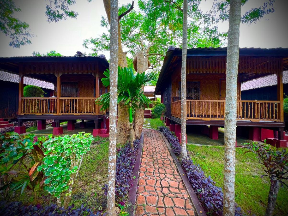 Hill Garden Hotel Chaungtha Exterior photo
