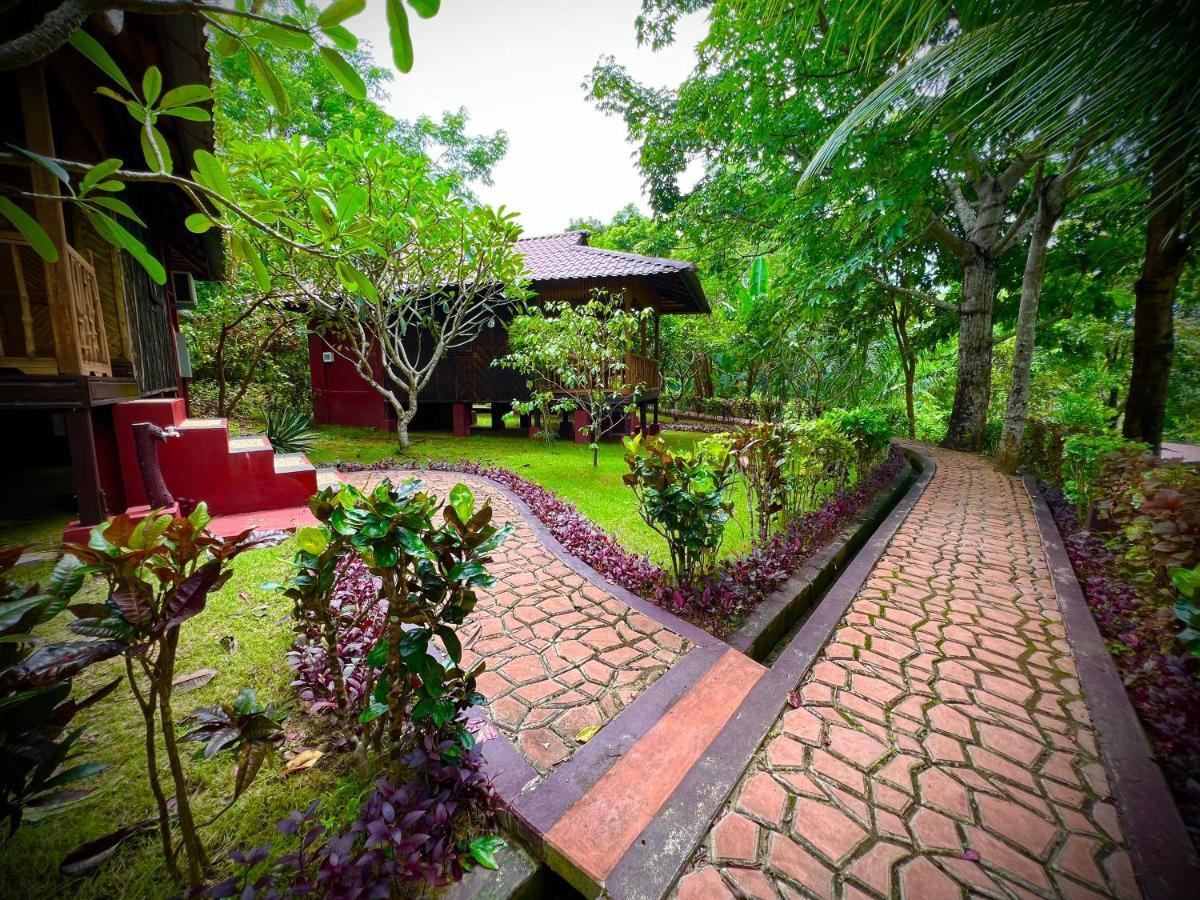 Hill Garden Hotel Chaungtha Exterior photo