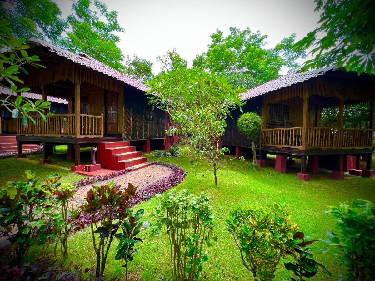 Hill Garden Hotel Chaungtha Exterior photo